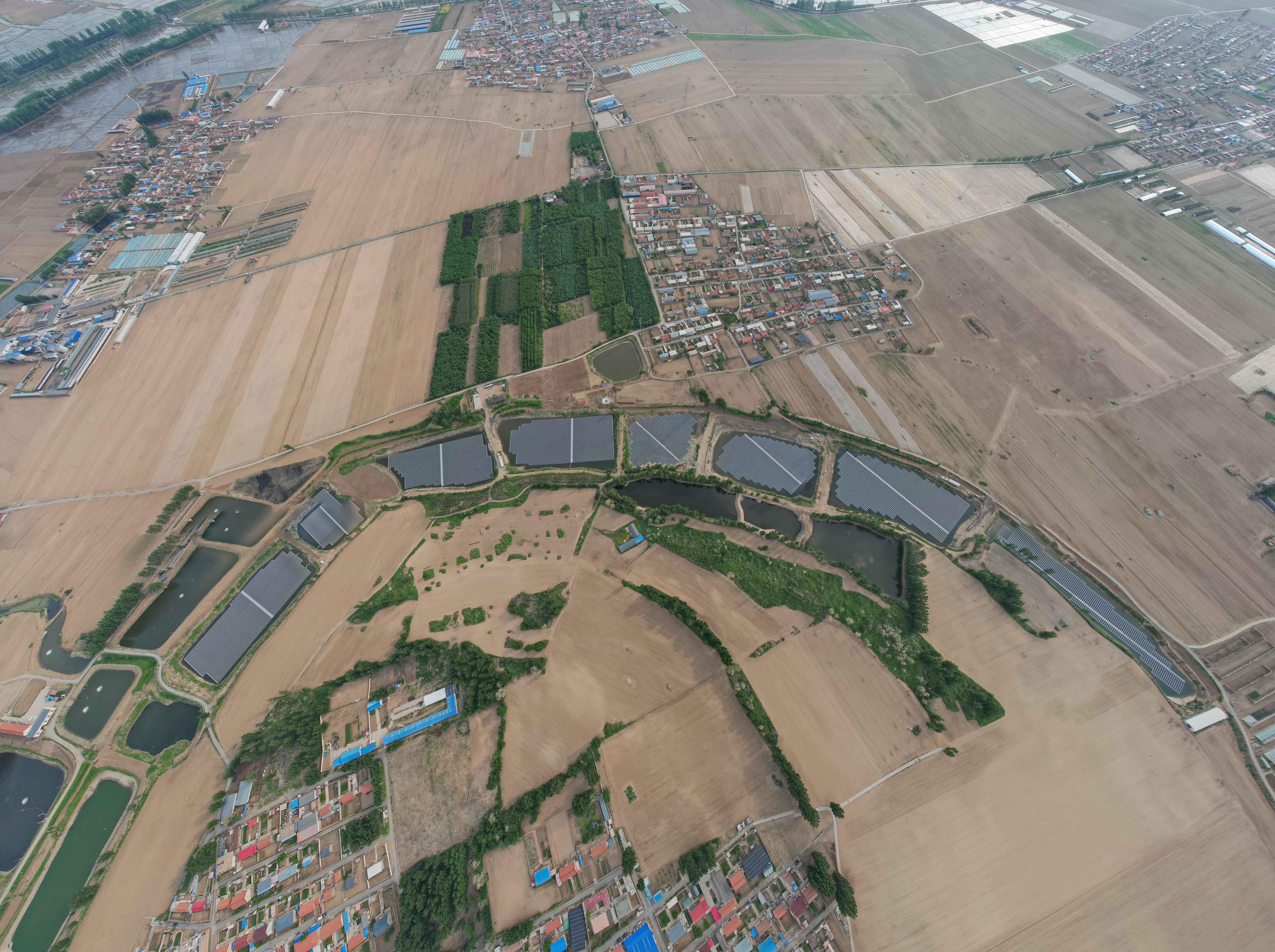 国电辽阳 54MW 渔光互补漂浮式光伏发